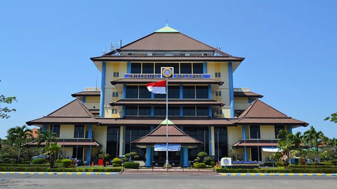 Universitas Negeri Surabaya.